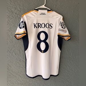 Real Madrid Kroos Jersey Final 2024
